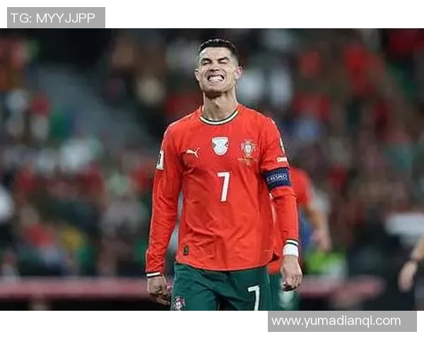 头绑布带的足球明星揭示他场内外的坚韧与个性 头绑布带的足球明星揭示他场内外的坚韧与个性